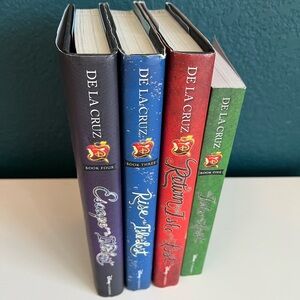 4x Melissa De La Cruz Books A Descendants Novel Disney Hardcovers